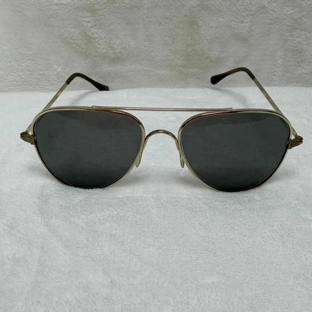 VTG Foster Grant FF77‎ Aviator Sunglasses Gold Metal Frame Gray Lens USA  Mens